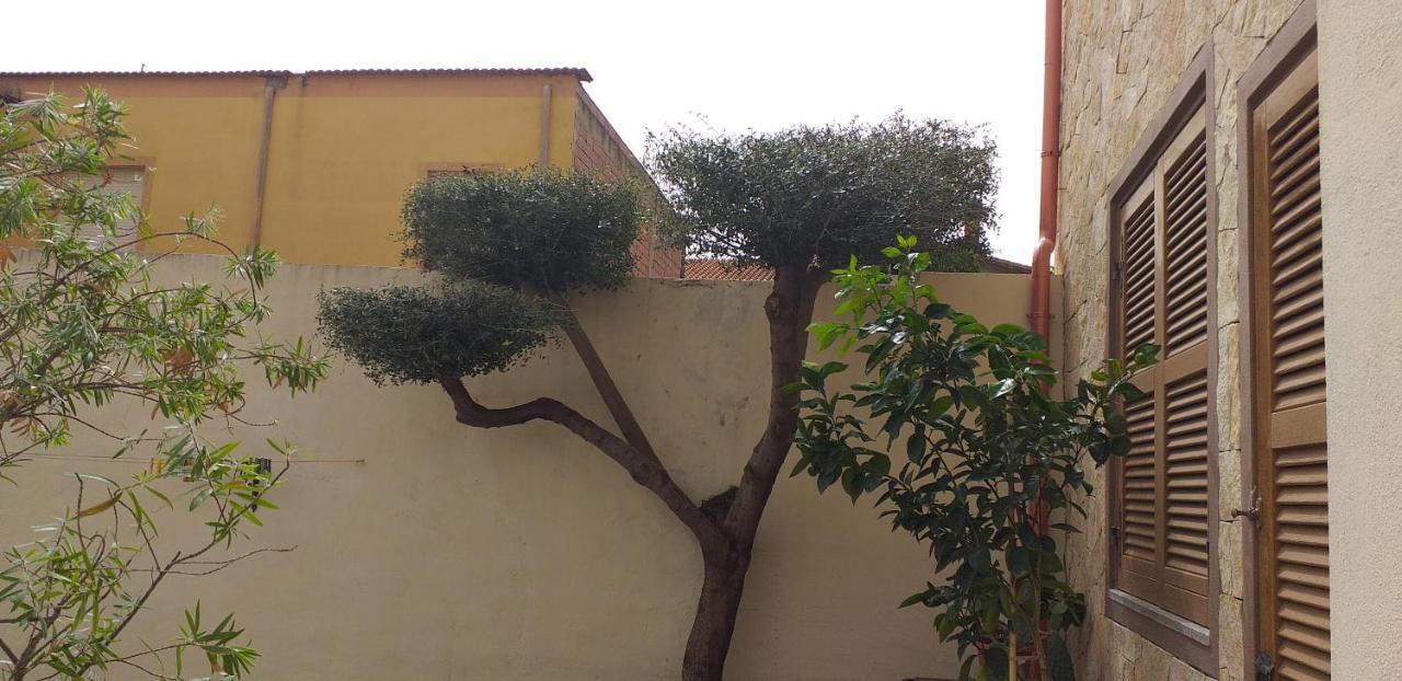 Il Vecchio Ginepro Bed and Breakfast Capoterra Εξωτερικό φωτογραφία
